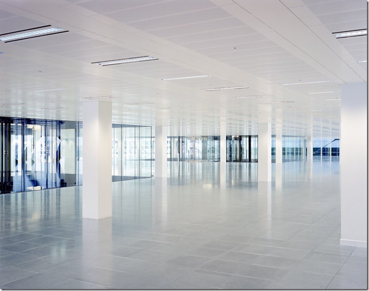 030-office-floor-showing-atria