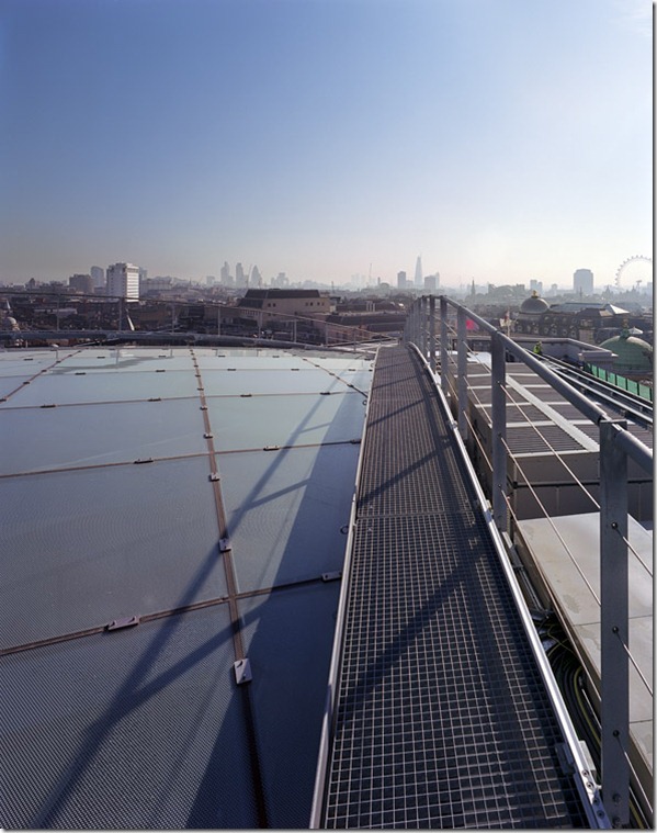 012-photography-roof-walkway