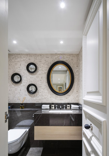 Bathroom interior, 17 of 18