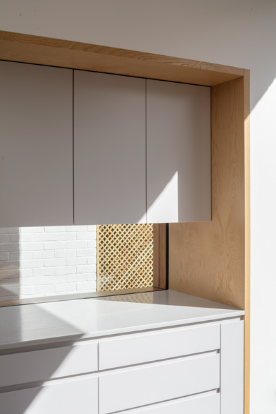 kitchen designed in ash veneer and grey lacquered MDF, 08 of 12.